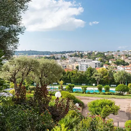 Sea View Large 2 Bdrs Swimming Pool & Parking Apartment *