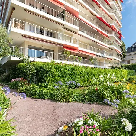 Apartment Sea View Large 2 Bdrs Swimming Pool & Parking Antibes